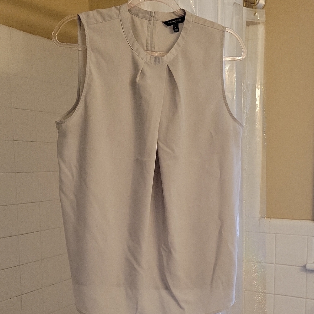 Banana Republic Sleeveless Blouse